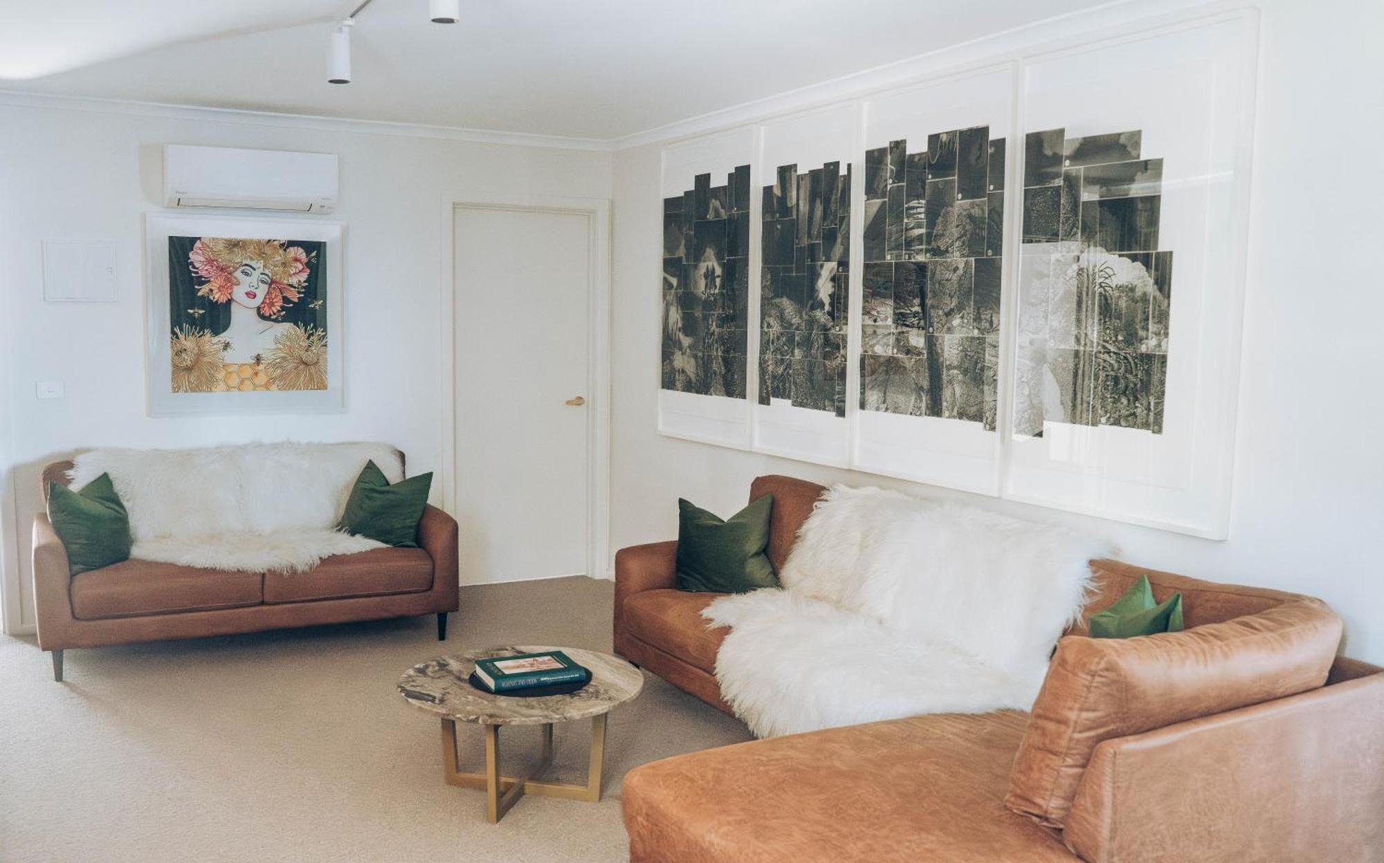 Risby Cove Boutique Hotel Strahan Extérieur photo
